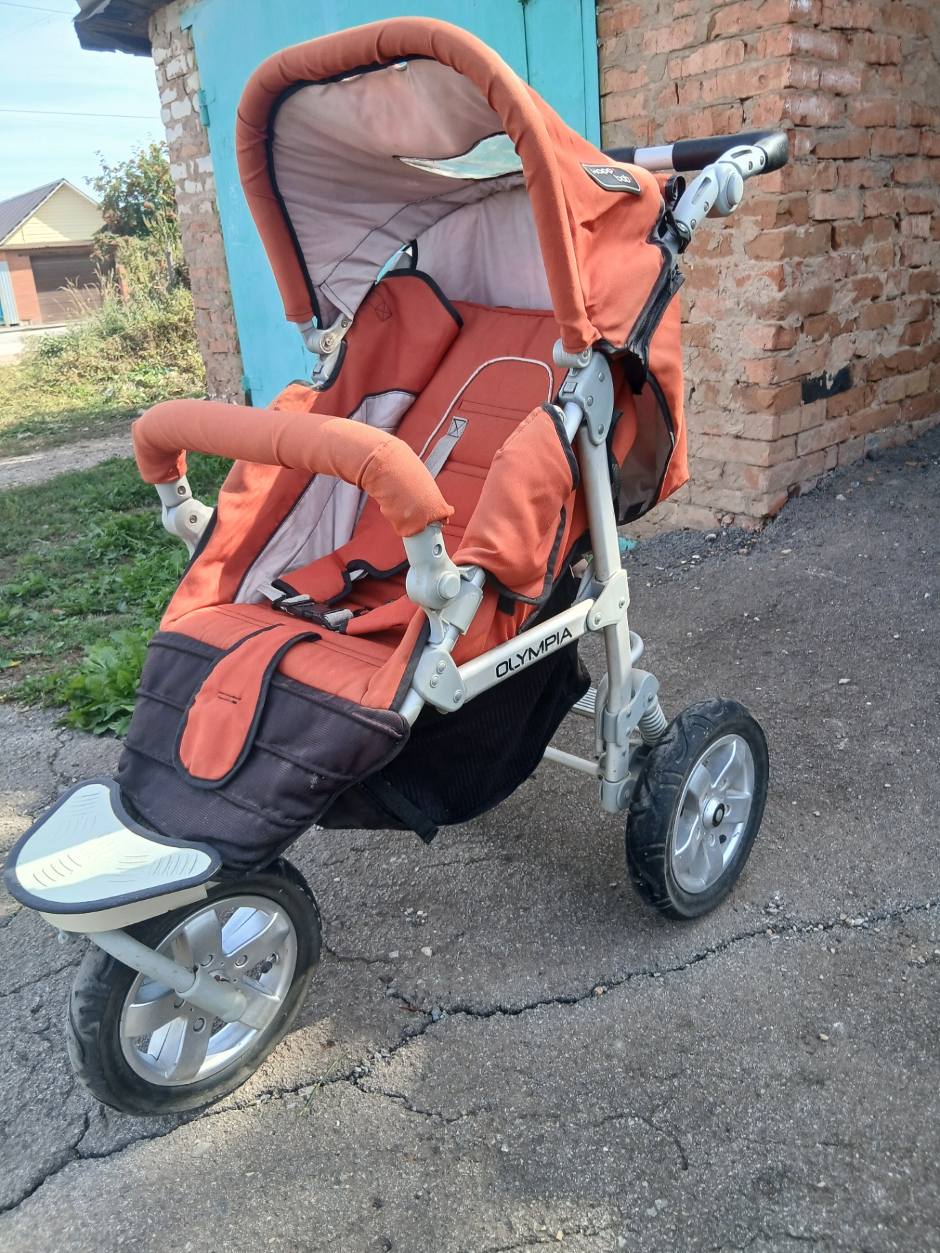 Продам коляску 3 в 1